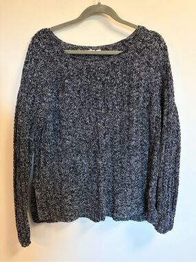 GAP Black & White Marled Crewneck Sweater